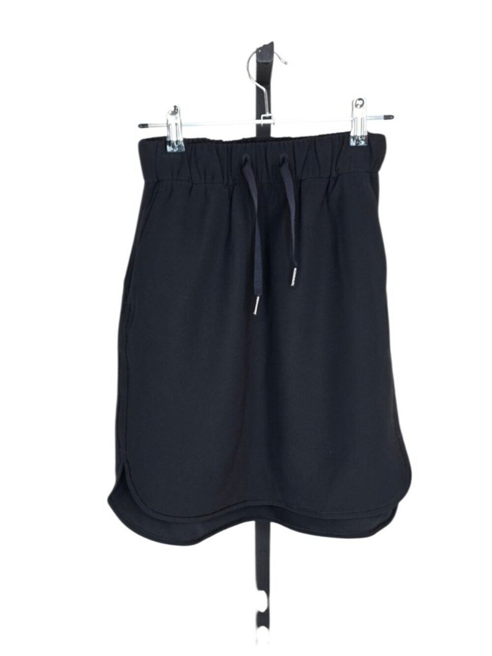 Lululemon On The Fly Skirt, Woven Black, Pull On, Travel, Casual, Size 2